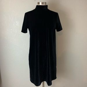 Madewell Black Velvet Shift Dress, Size Medium NWT
